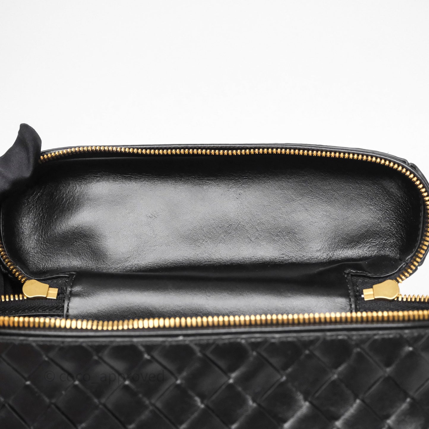 Bottega Veneta Bang Bang Vanity Case Black Intrecciato Calfskin