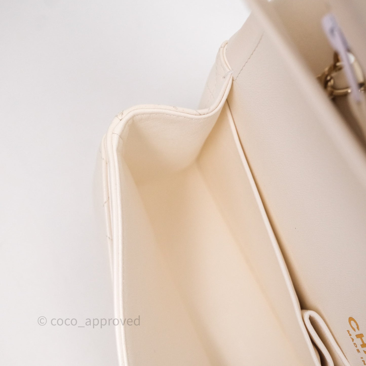 Chanel Classic M/L Medium Flap Quilted Ivory White Lambskin Gold Hardware