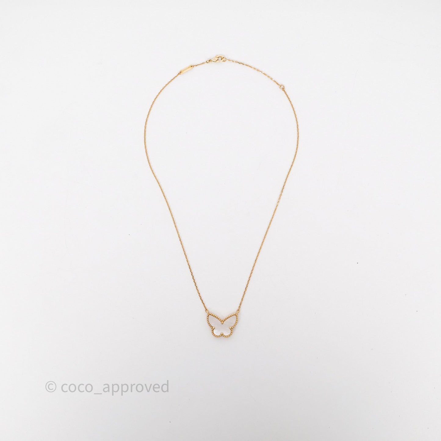 Van Cleef & Arpels Lucky Alhambra Butterfly Pendant Necklace Mother-of-pearl 18K Yellow Gold