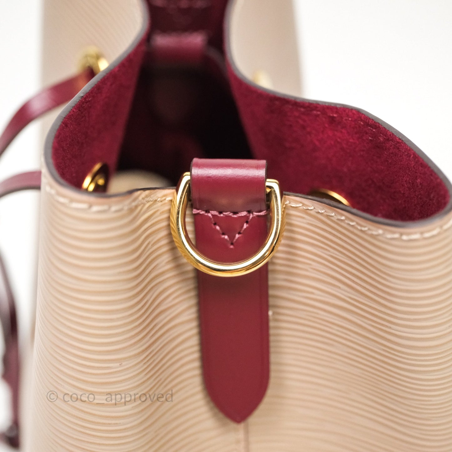 Louis Vuitton Neonoe BB Epi Beige