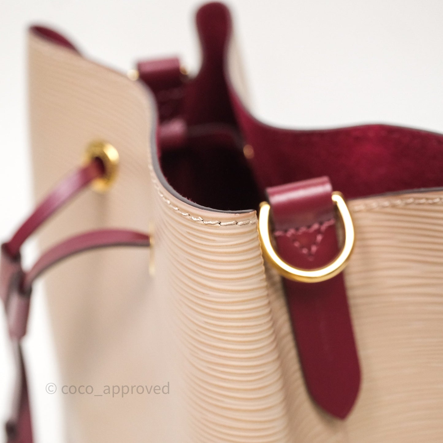 Louis Vuitton Neonoe BB Epi Beige