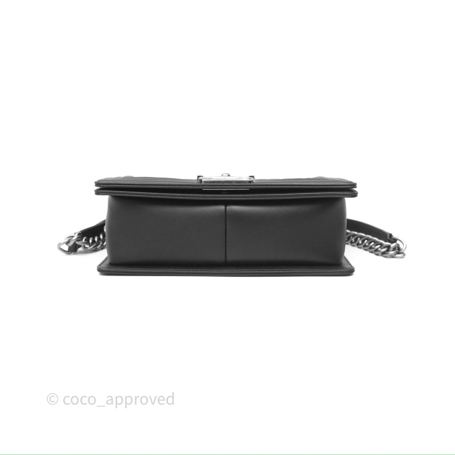 Chanel Quilted Medium Boy Black Lambskin Ruthenium Hardware