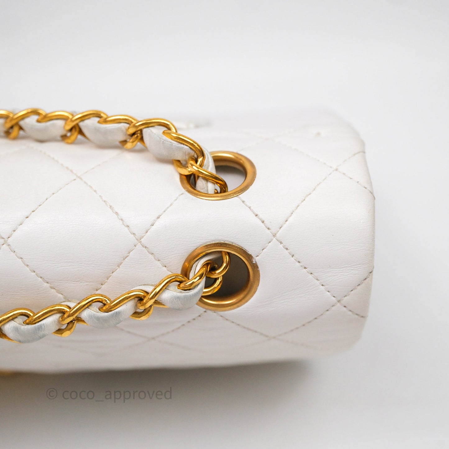 Chanel Classic Vintage Double Flap M/L White Lambskin 24K Gold Hardware