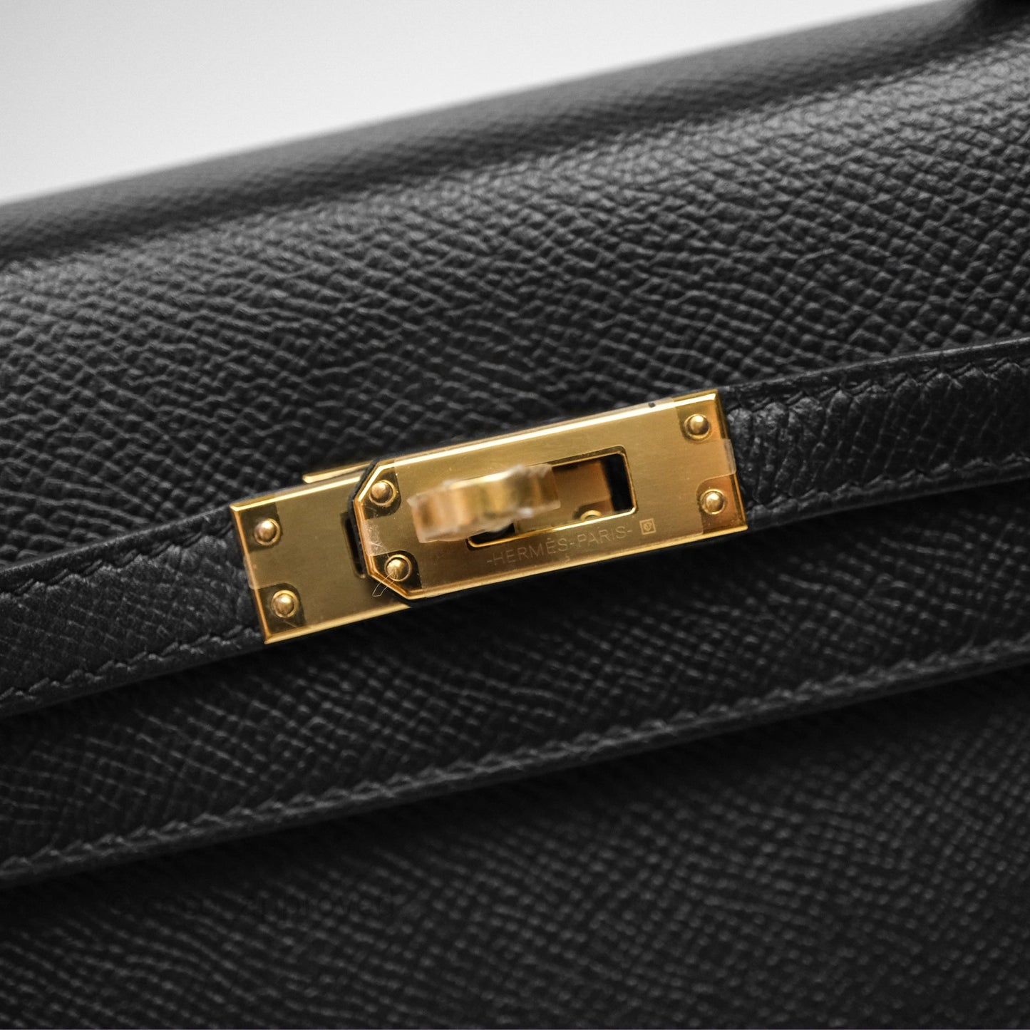 Hermès Kelly 25 Sellier Black Noir 89 Veau Epsom Gold Hardware