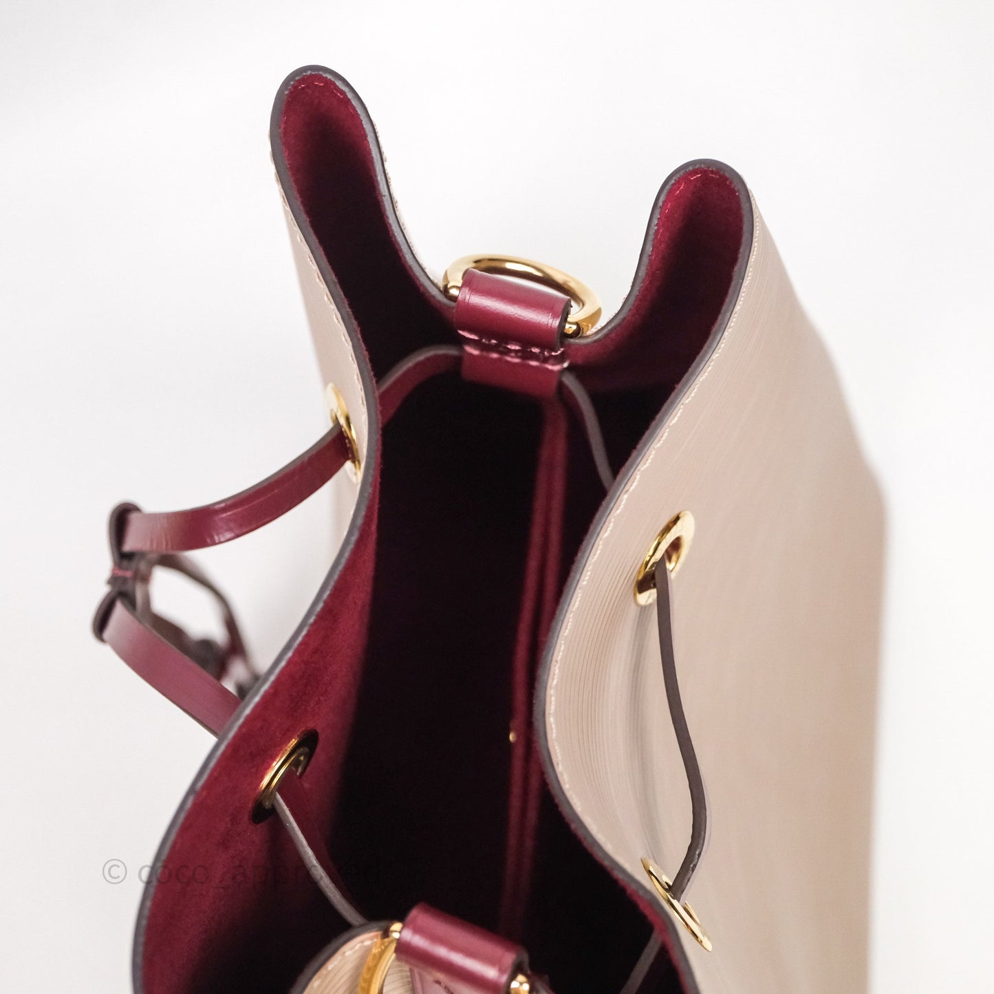 Louis Vuitton Neonoe BB Epi Beige