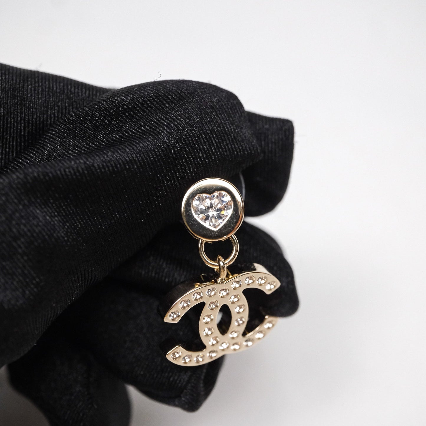 Chanel CC Heart Crystal Drop Earrings Gold Tone 24B