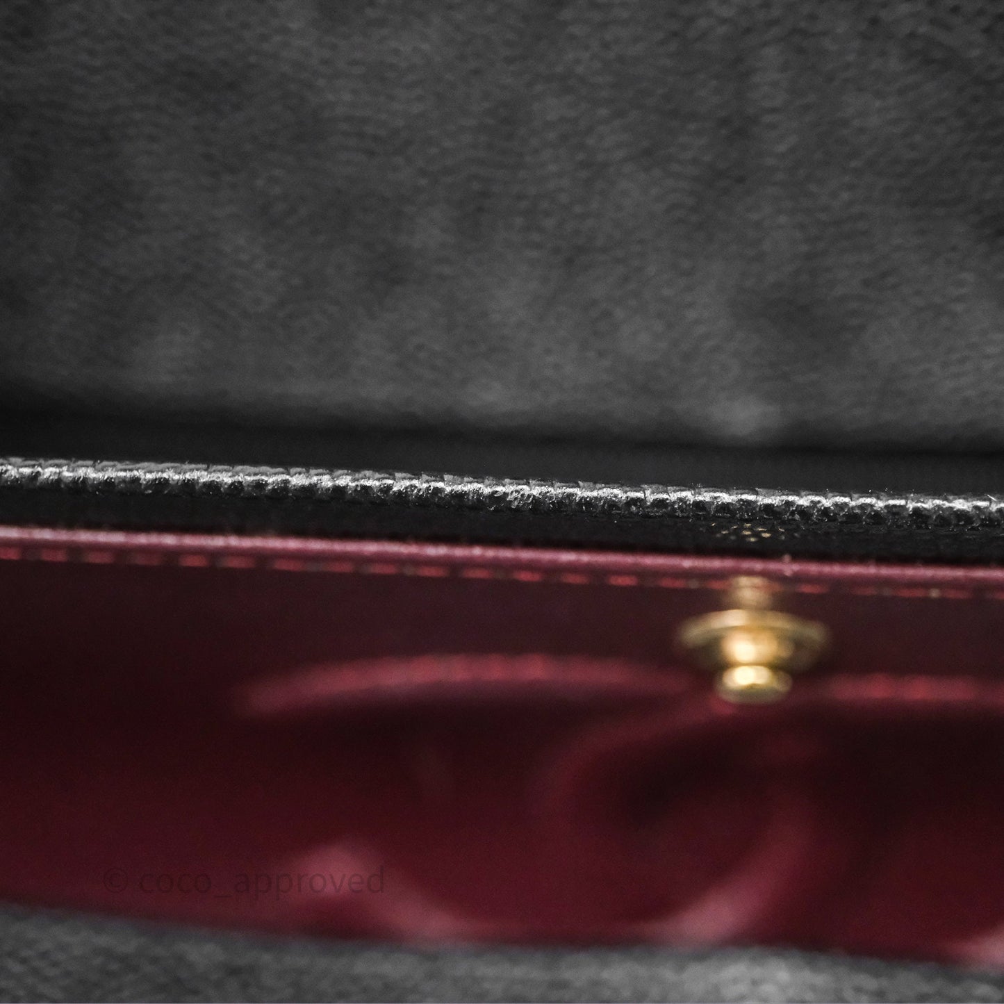 Chanel Classic M/L Medium Flap Chevron Black Caviar Gold Hardware