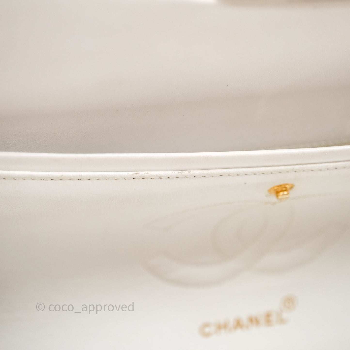 Chanel Classic Vintage Double Flap M/L White Lambskin 24K Gold Hardware