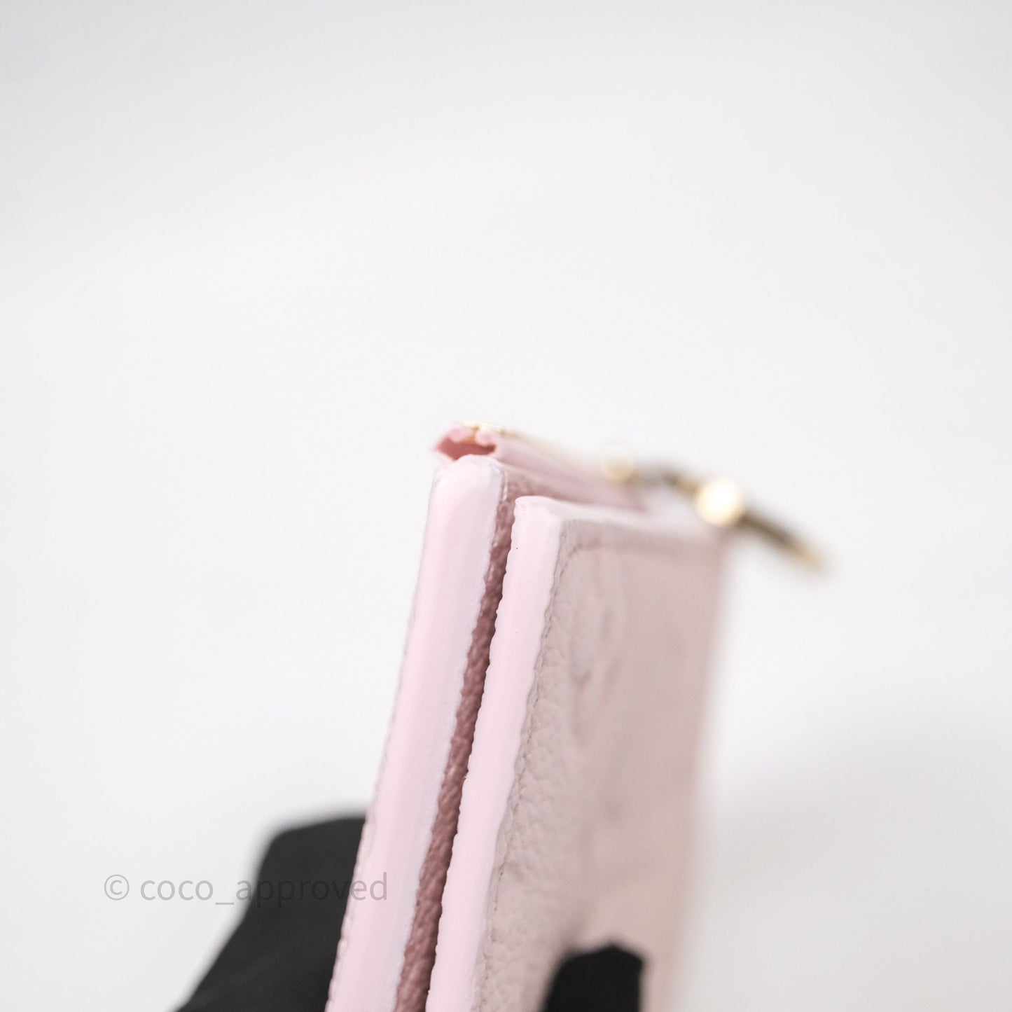 Louis Vuitton Lisa Wallet Snowy Pearl Monogram