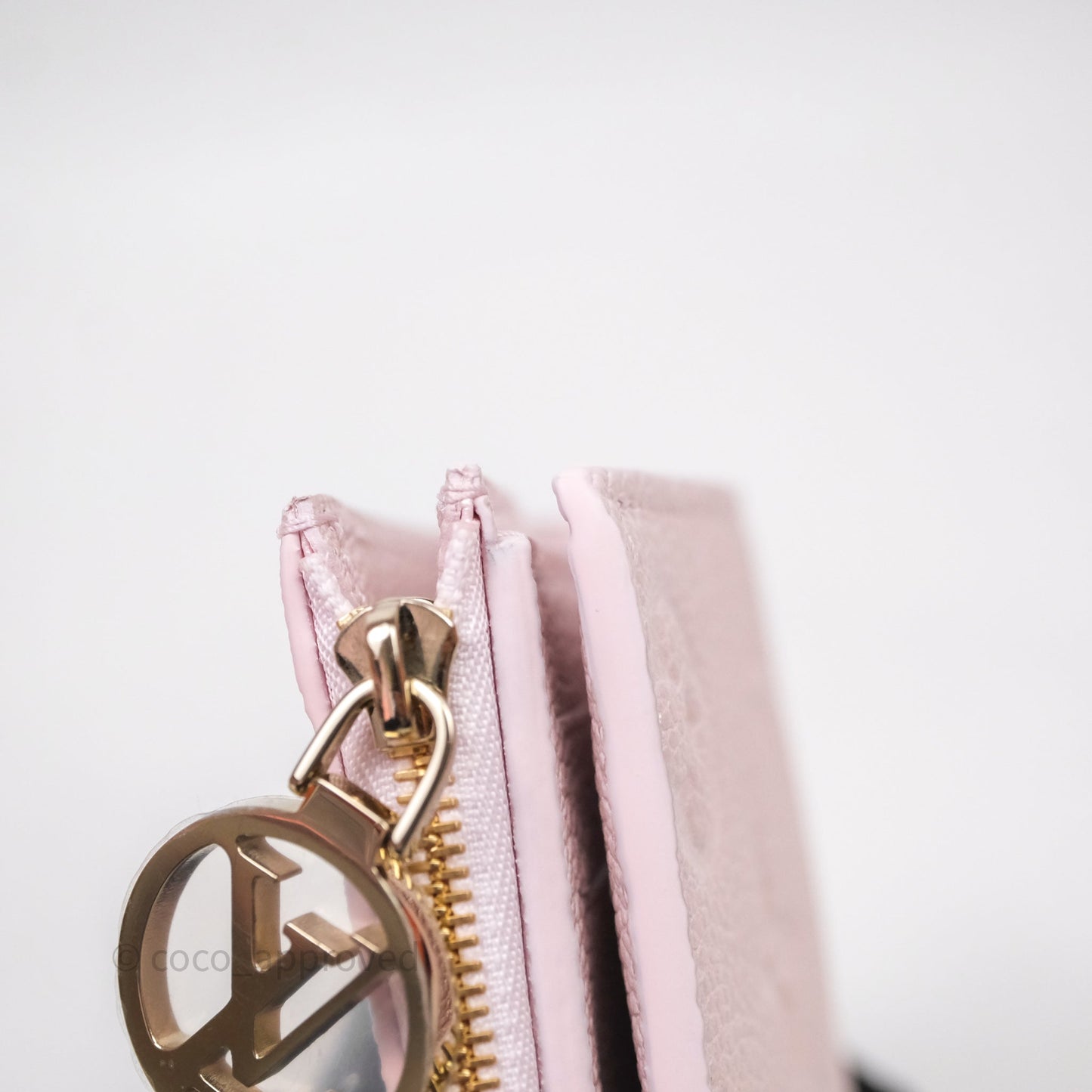 Louis Vuitton Lisa Wallet Snowy Pearl Monogram