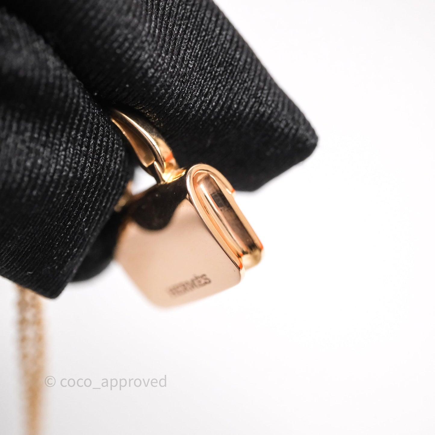 Hermès Constance Amulettes Diamonds Pendant Necklace Rose Gold