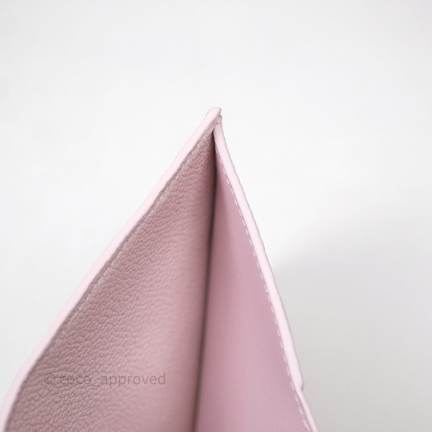 Louis Vuitton Lisa Wallet Snowy Pearl Monogram