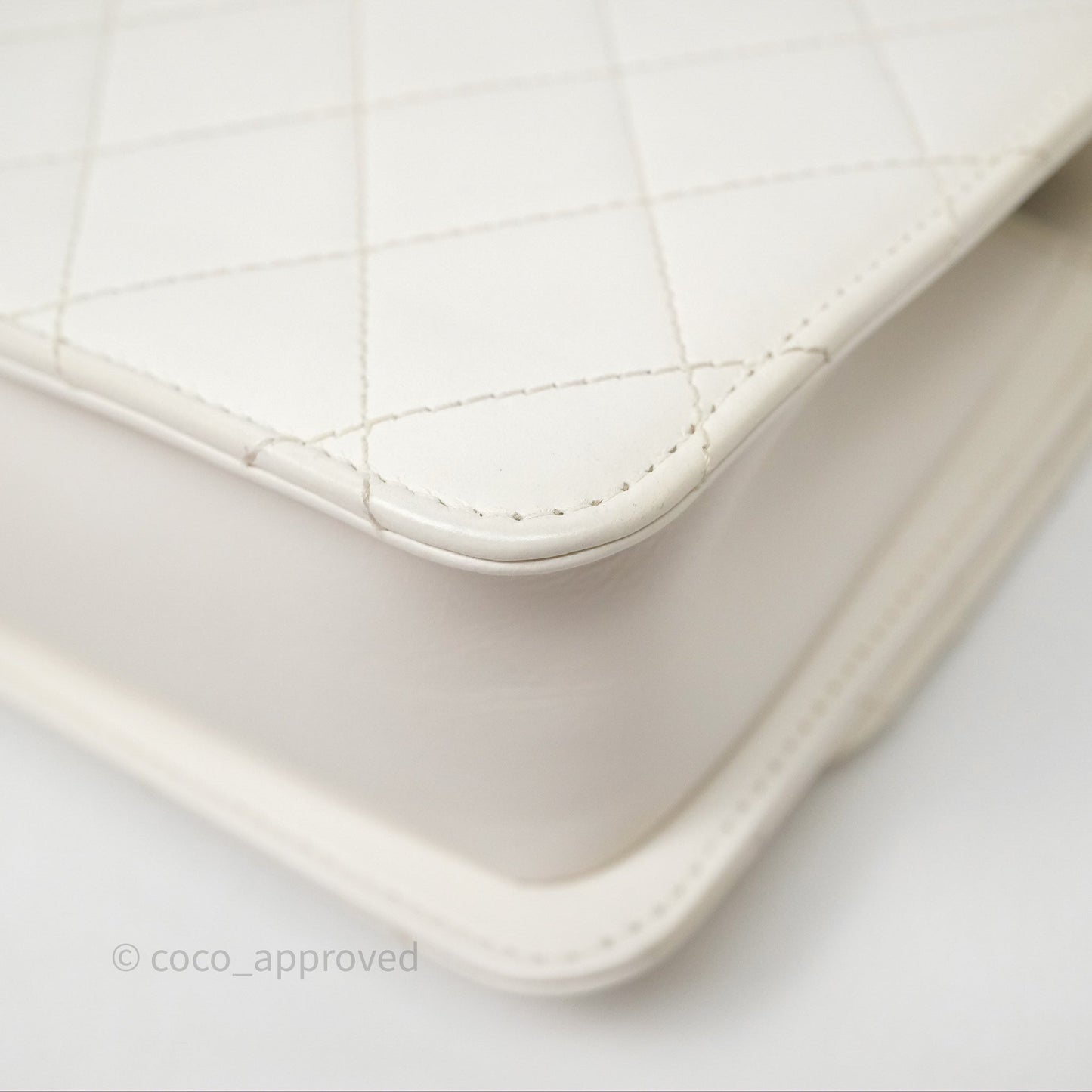 Chanel Quilted Perfect Fit Adjustable White Calfskin Gold Hardware