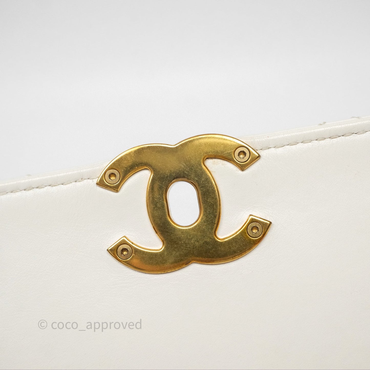 Chanel Quilted Perfect Fit Adjustable White Calfskin Gold Hardware