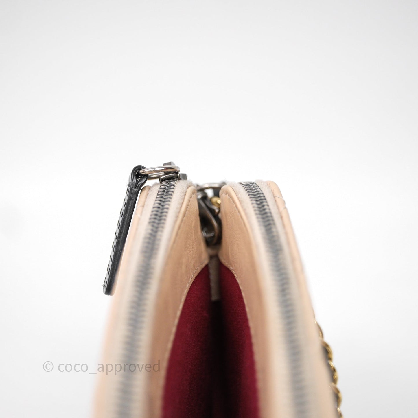 Chanel Gabrielle Clutch With Chain Aged Calfskin Black Beige Mixed Hardware
