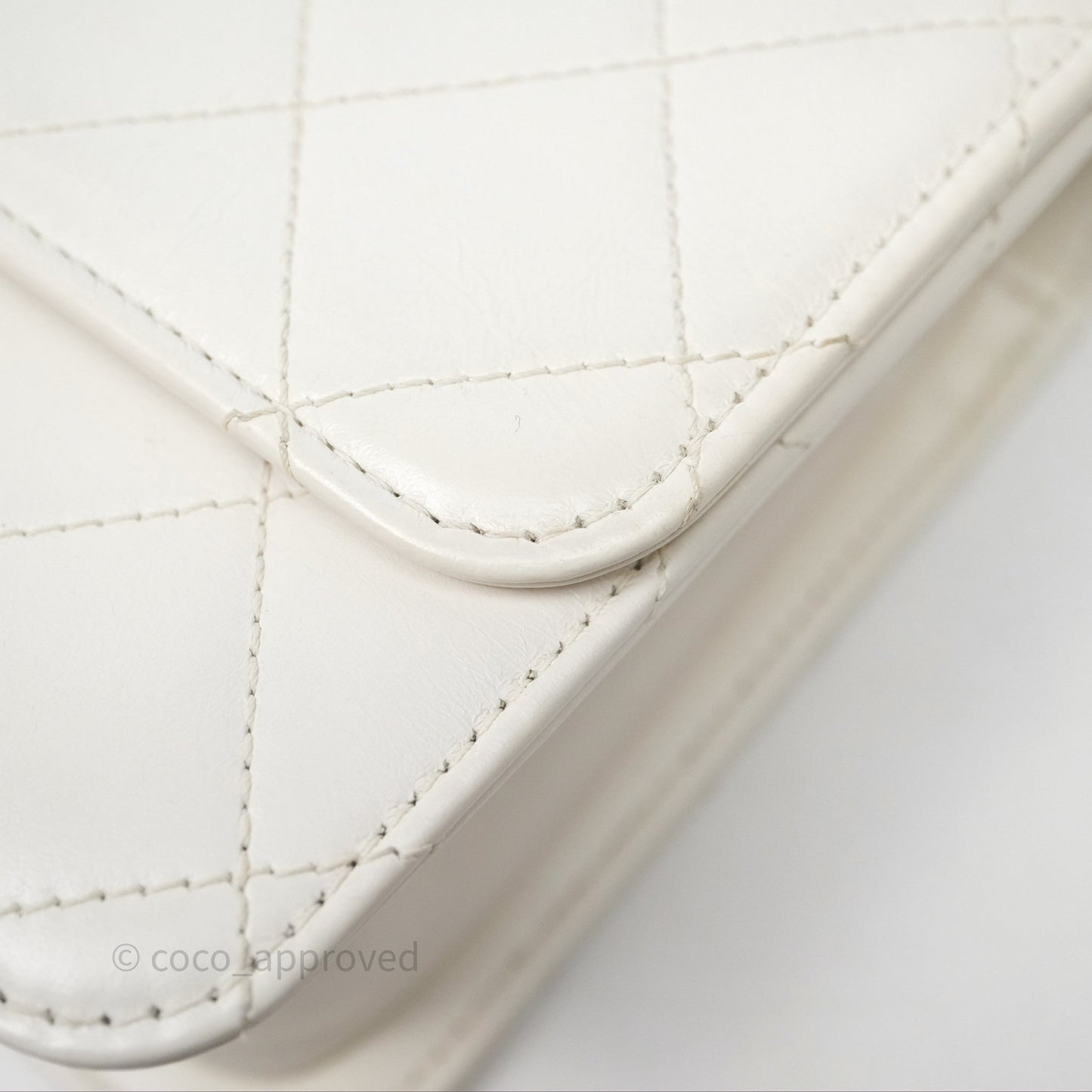 Chanel Quilted Perfect Fit Adjustable White Calfskin Gold Hardware