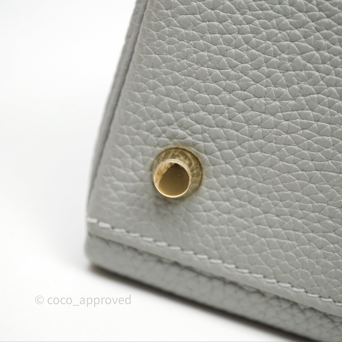 Hermès Kelly 28 Gris Mouette 4Z Togo Gold Hardware