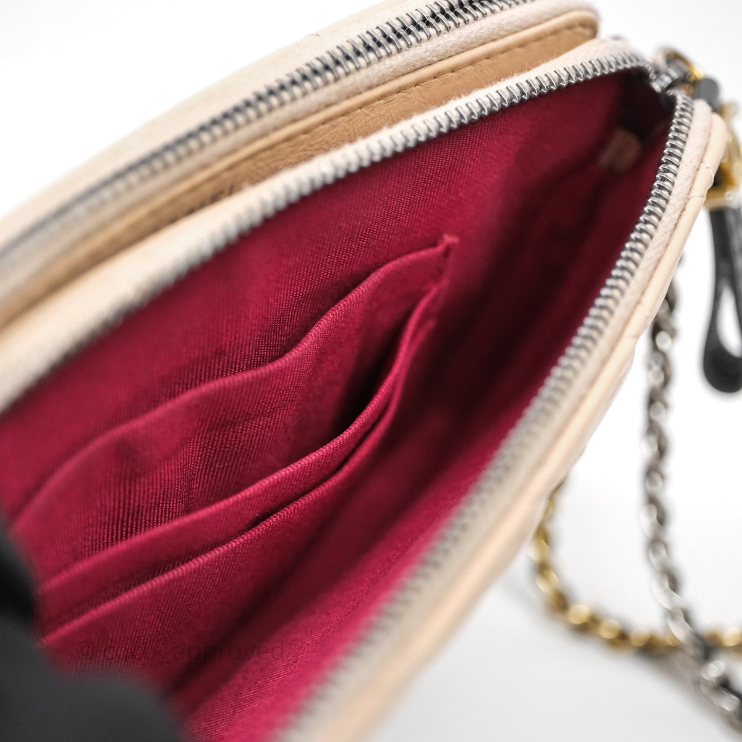 Chanel Gabrielle Clutch With Chain Aged Calfskin Black Beige Mixed Hardware