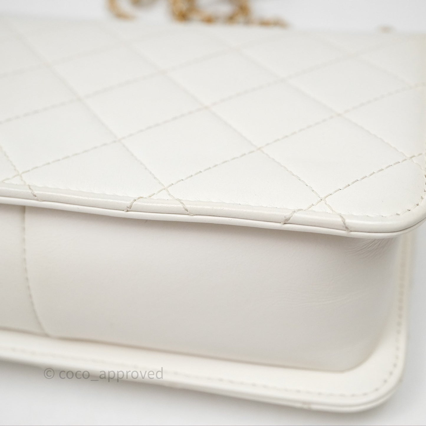 Chanel Quilted Perfect Fit Adjustable White Calfskin Gold Hardware