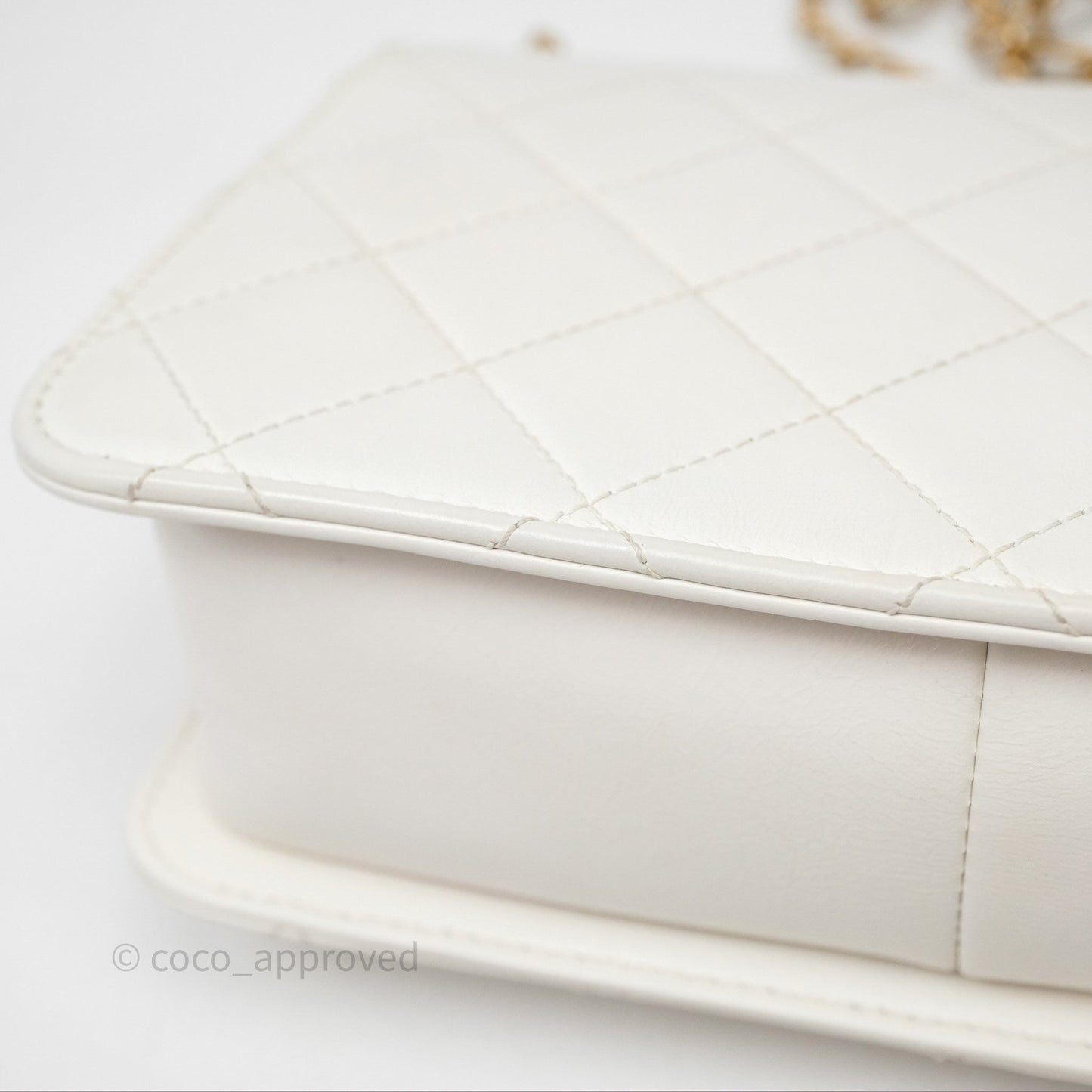 Chanel Quilted Perfect Fit Adjustable White Calfskin Gold Hardware