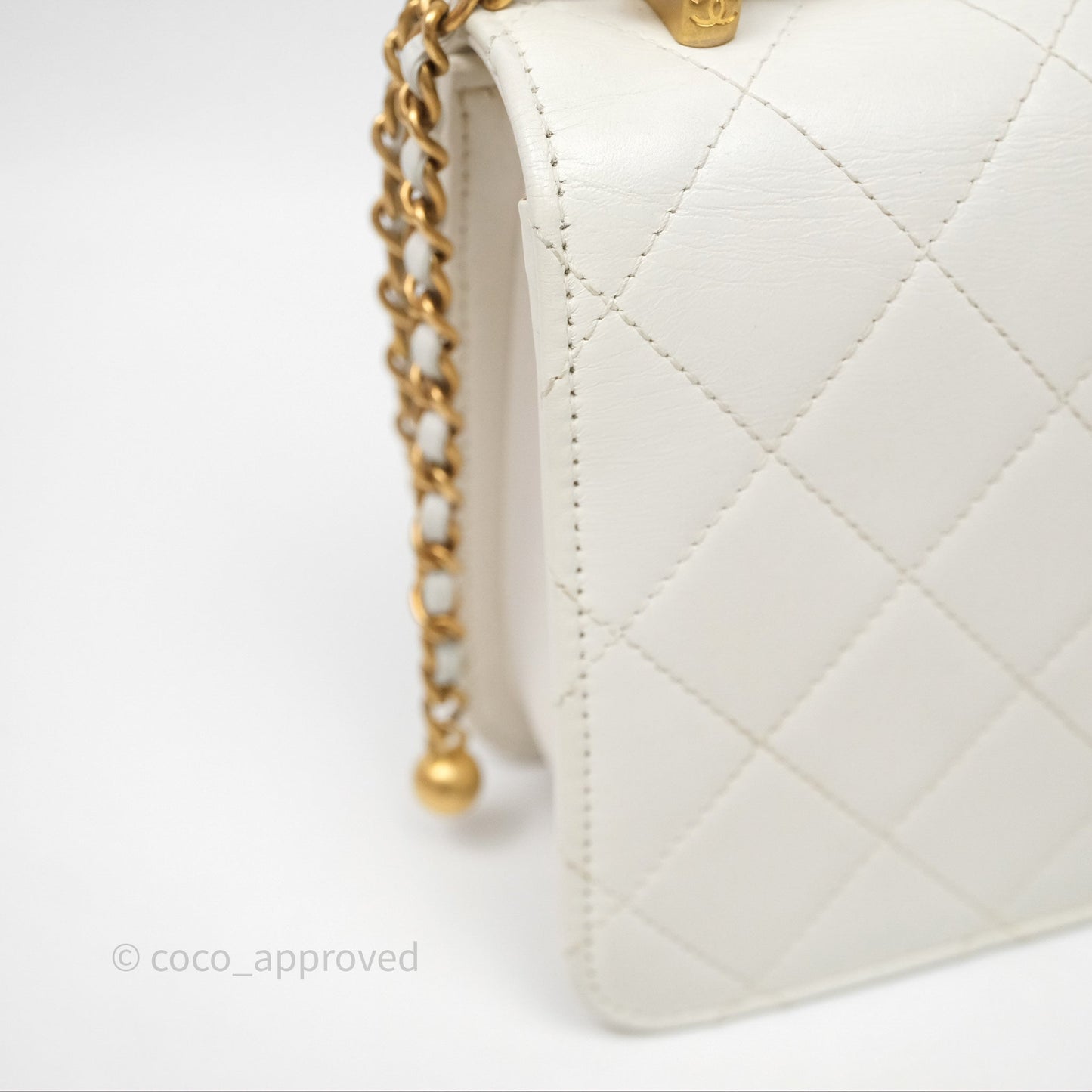 Chanel Quilted Perfect Fit Adjustable White Calfskin Gold Hardware