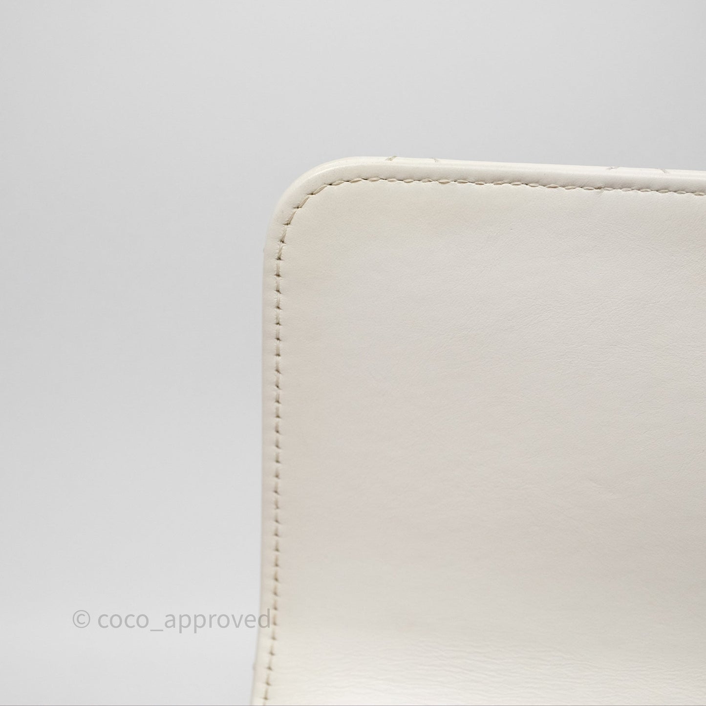 Chanel Quilted Perfect Fit Adjustable White Calfskin Gold Hardware