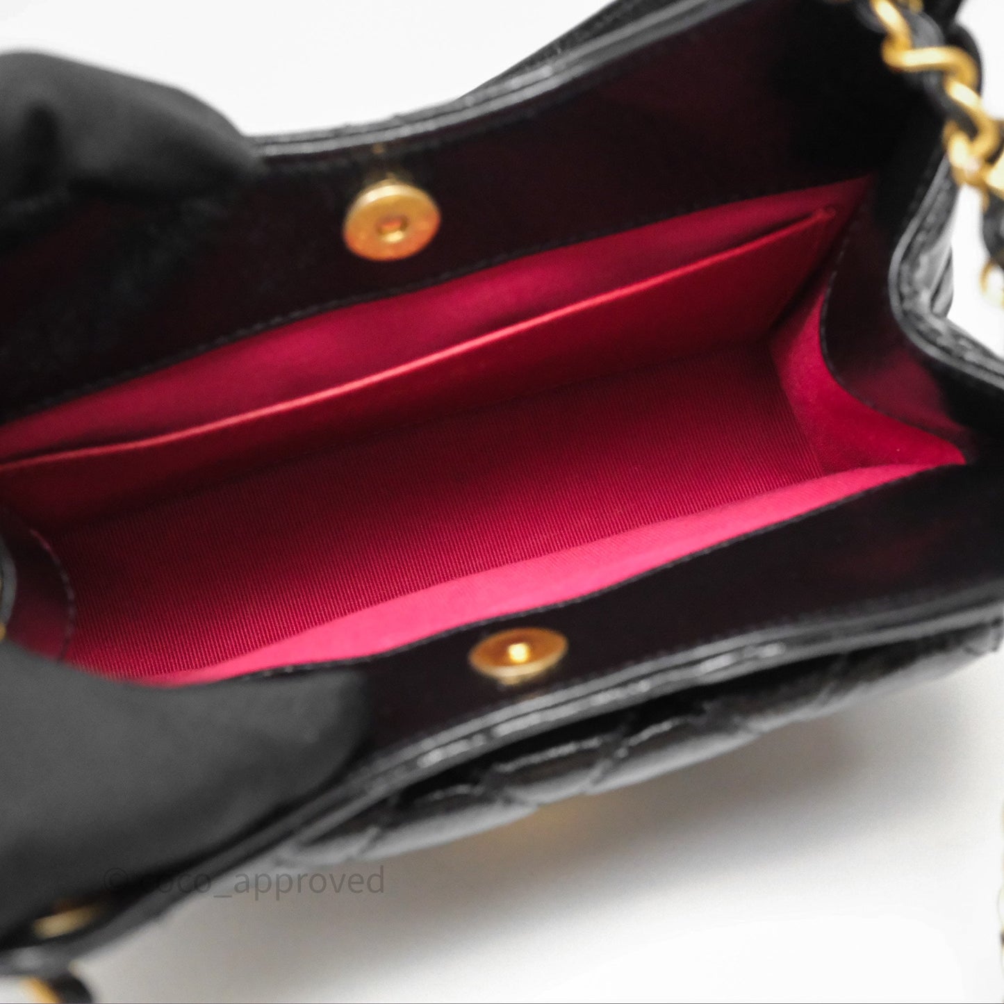 Chanel Small Wavy CC Hobo Black Shiny Crumpled Calfskin Aged Gold Hardware