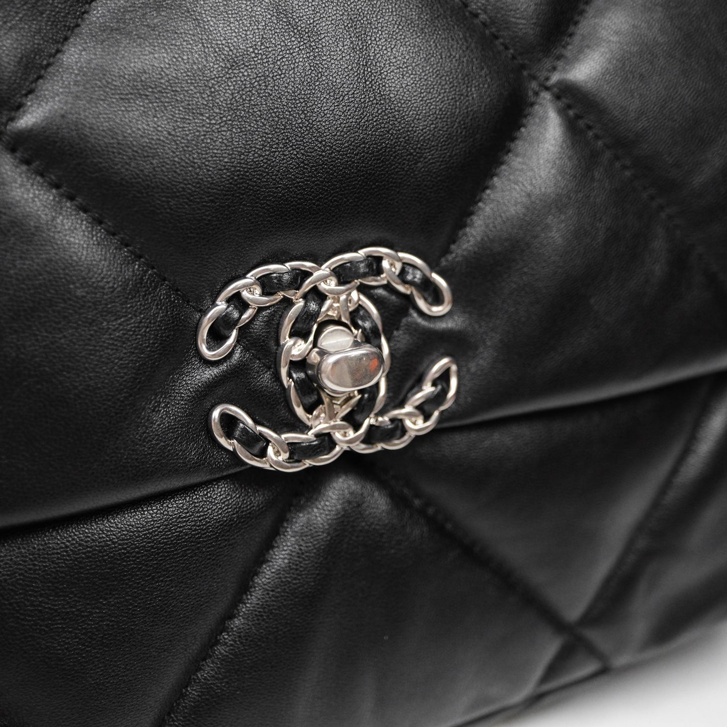Chanel 19 Medium Black Mixed Hardware