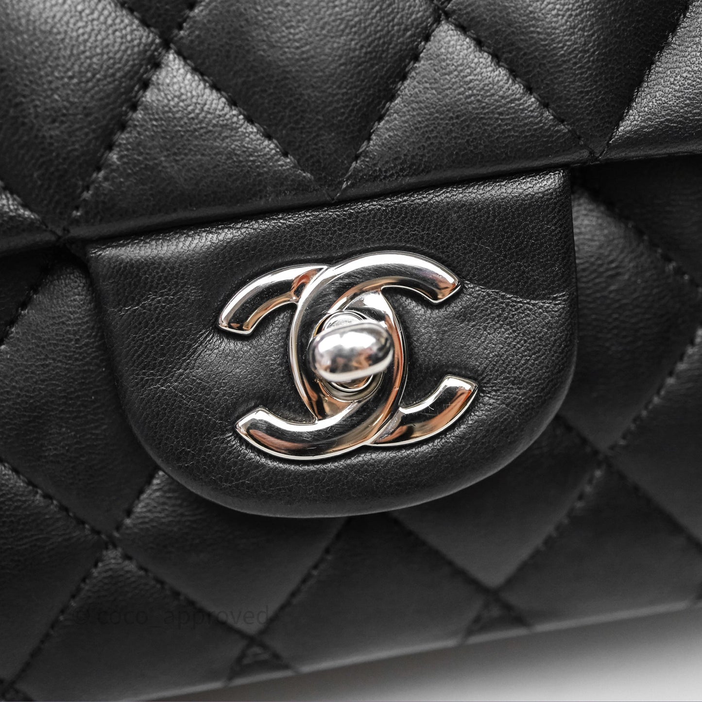 Chanel Classic M/L Medium Flap Quilted Black Lambskin Silver Hardware