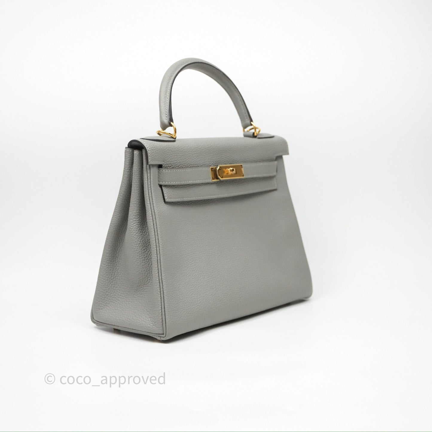 Hermès Kelly 28 Gris Mouette 4Z Togo Gold Hardware