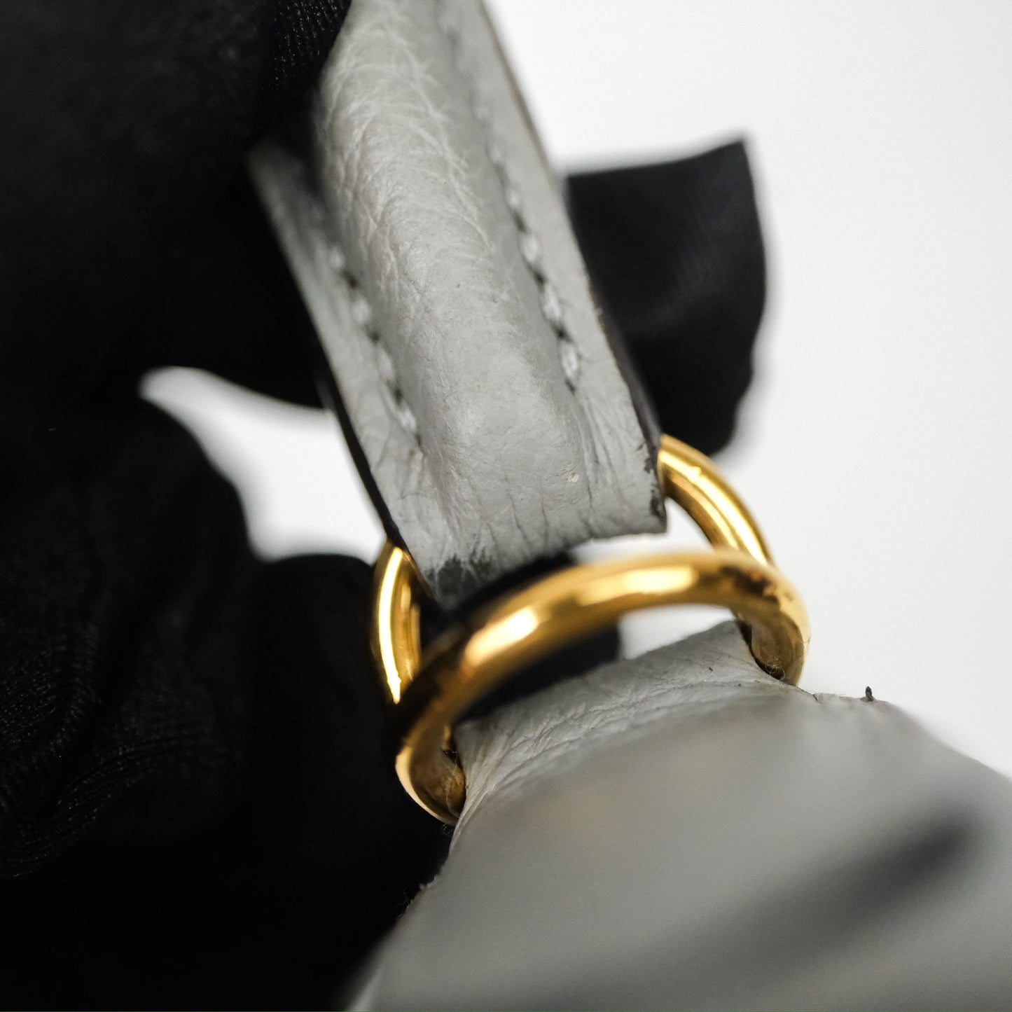 Hermès Kelly 28 Gris Mouette 4Z Togo Gold Hardware