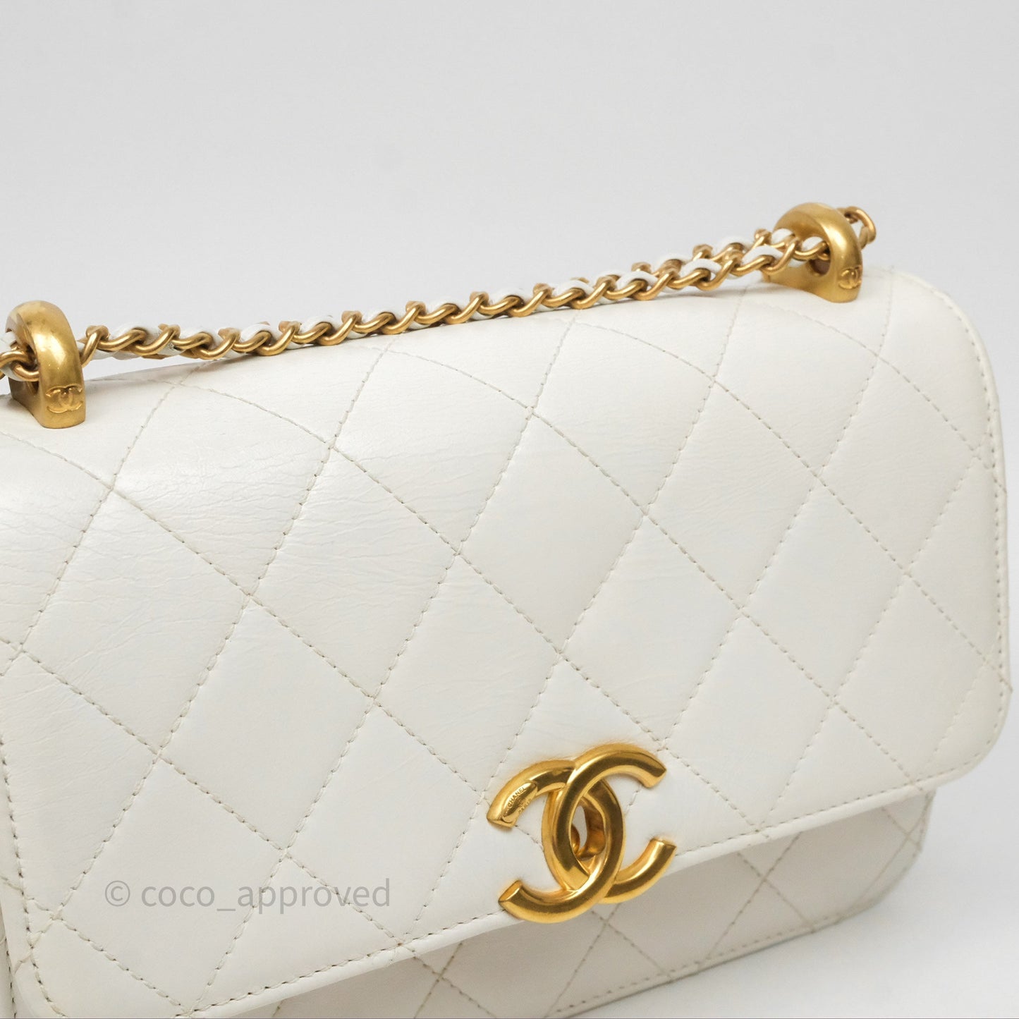 Chanel Quilted Perfect Fit Adjustable White Calfskin Gold Hardware