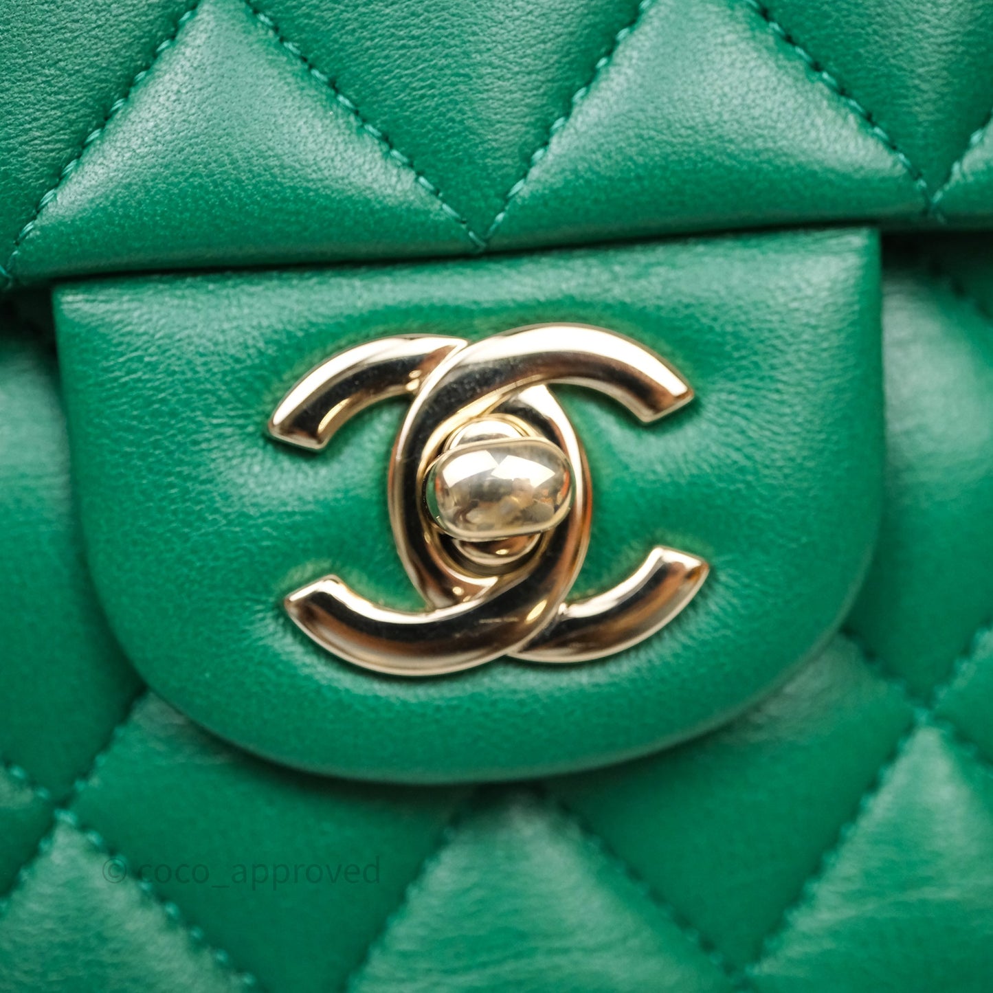 Chanel Classic M/L Medium Flap Quilted Green Lambskin Gold Hardware