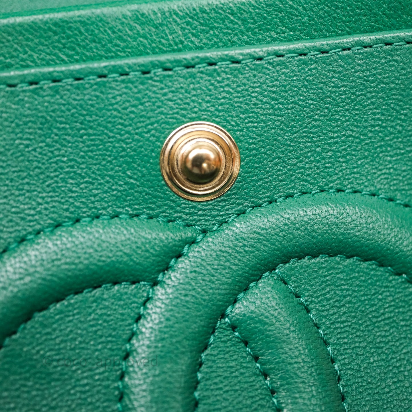 Chanel Classic M/L Medium Flap Quilted Green Lambskin Gold Hardware