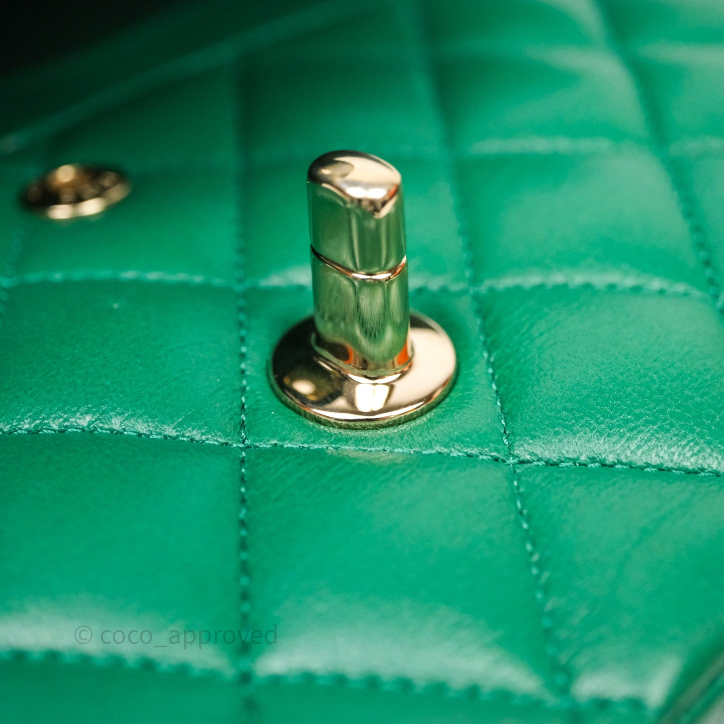 Chanel Classic M/L Medium Flap Quilted Green Lambskin Gold Hardware