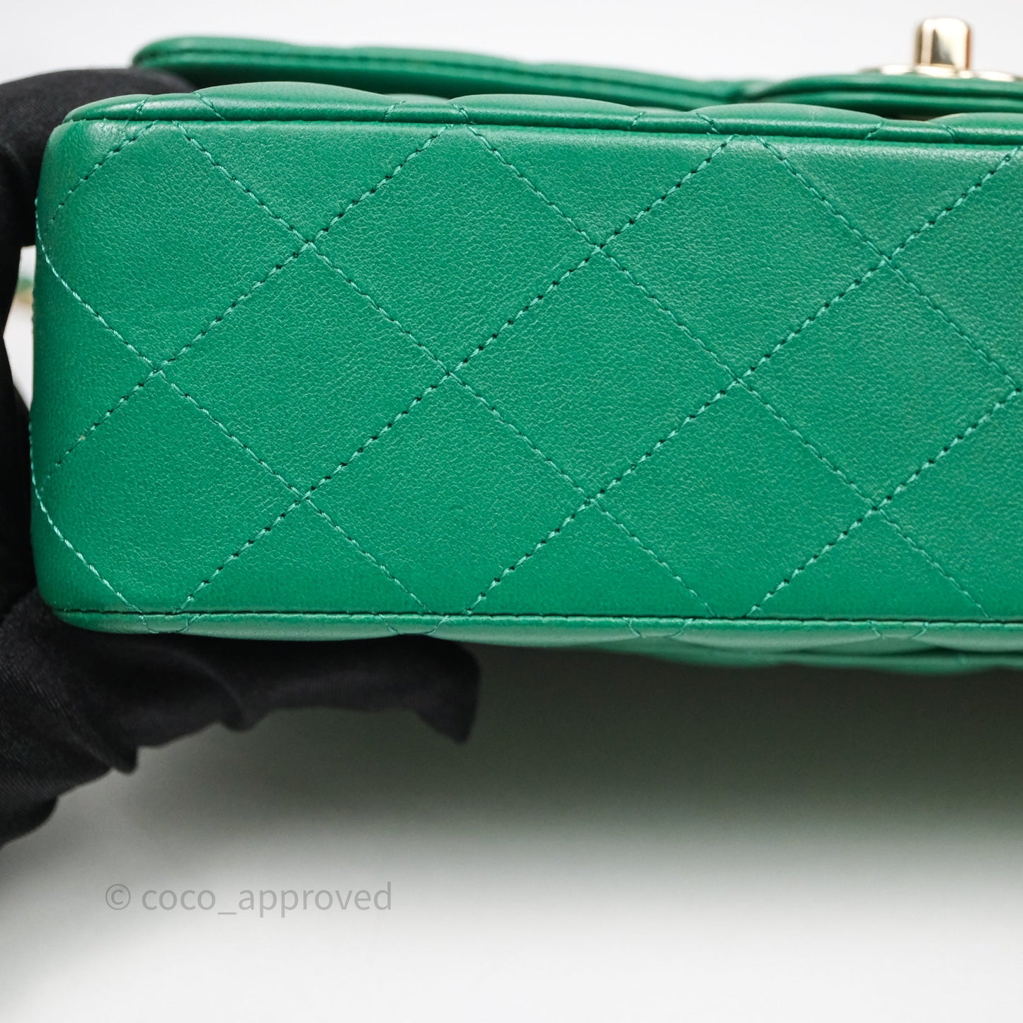 Chanel Classic M/L Medium Flap Quilted Green Lambskin Gold Hardware