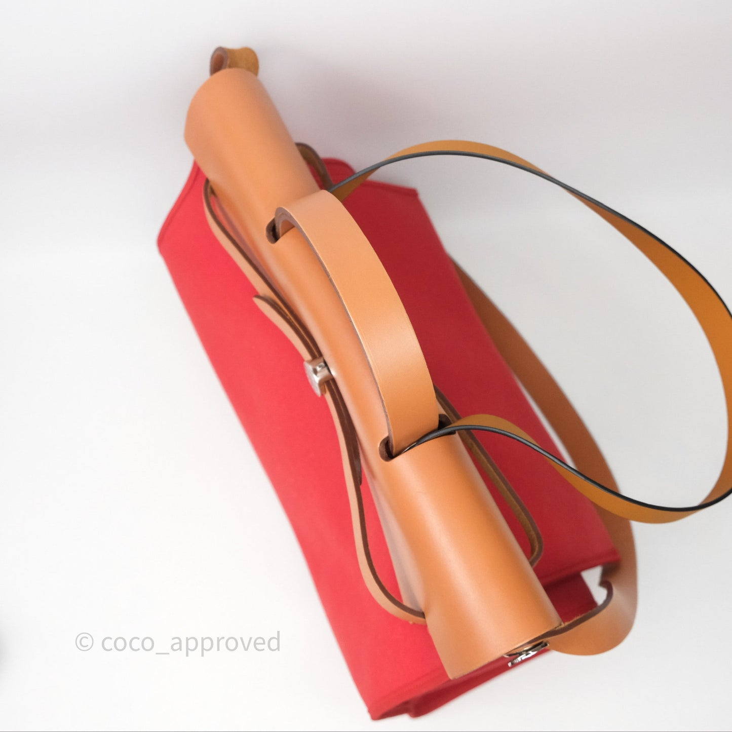 Hermès Herbag Zip 39 Red/Natural Canvas Palladium Hardware
