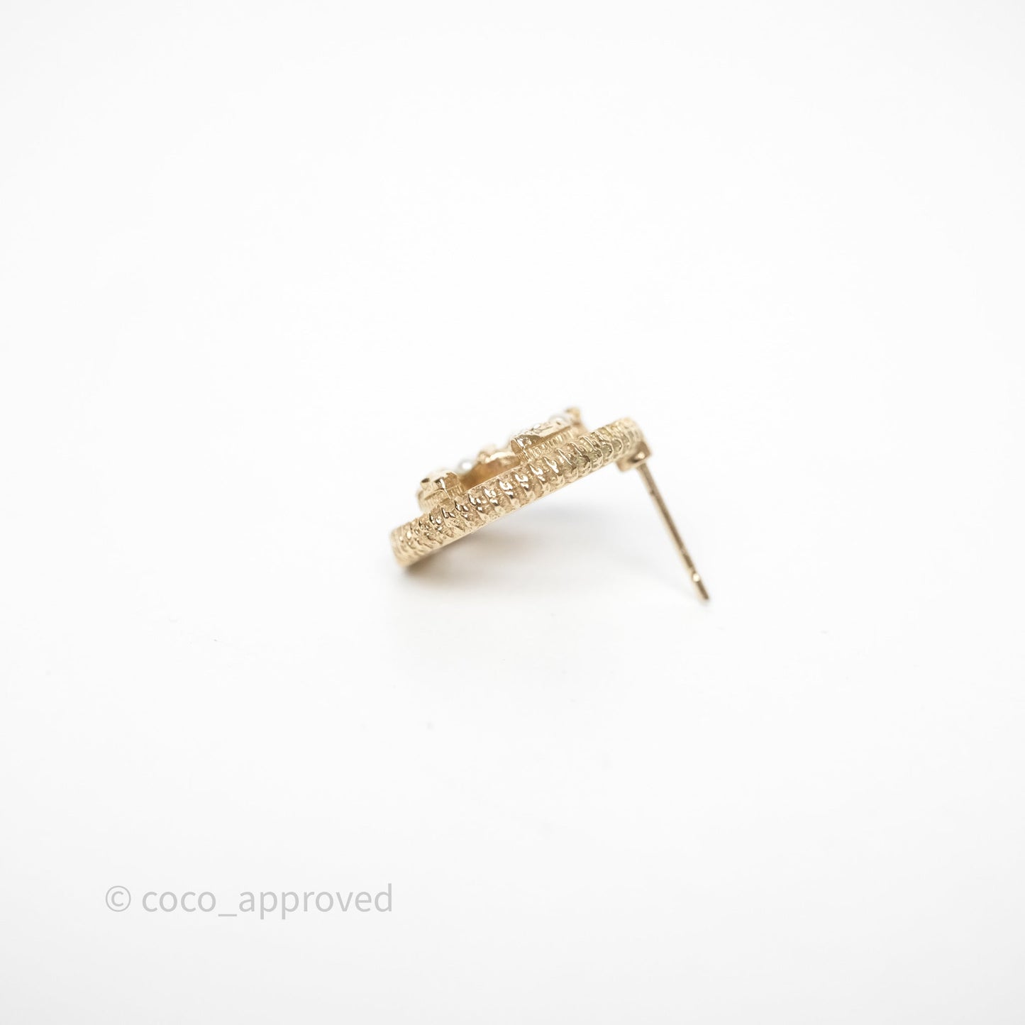 Chanel Round CC Crystals Pearl Earrings Gold Tone 19V
