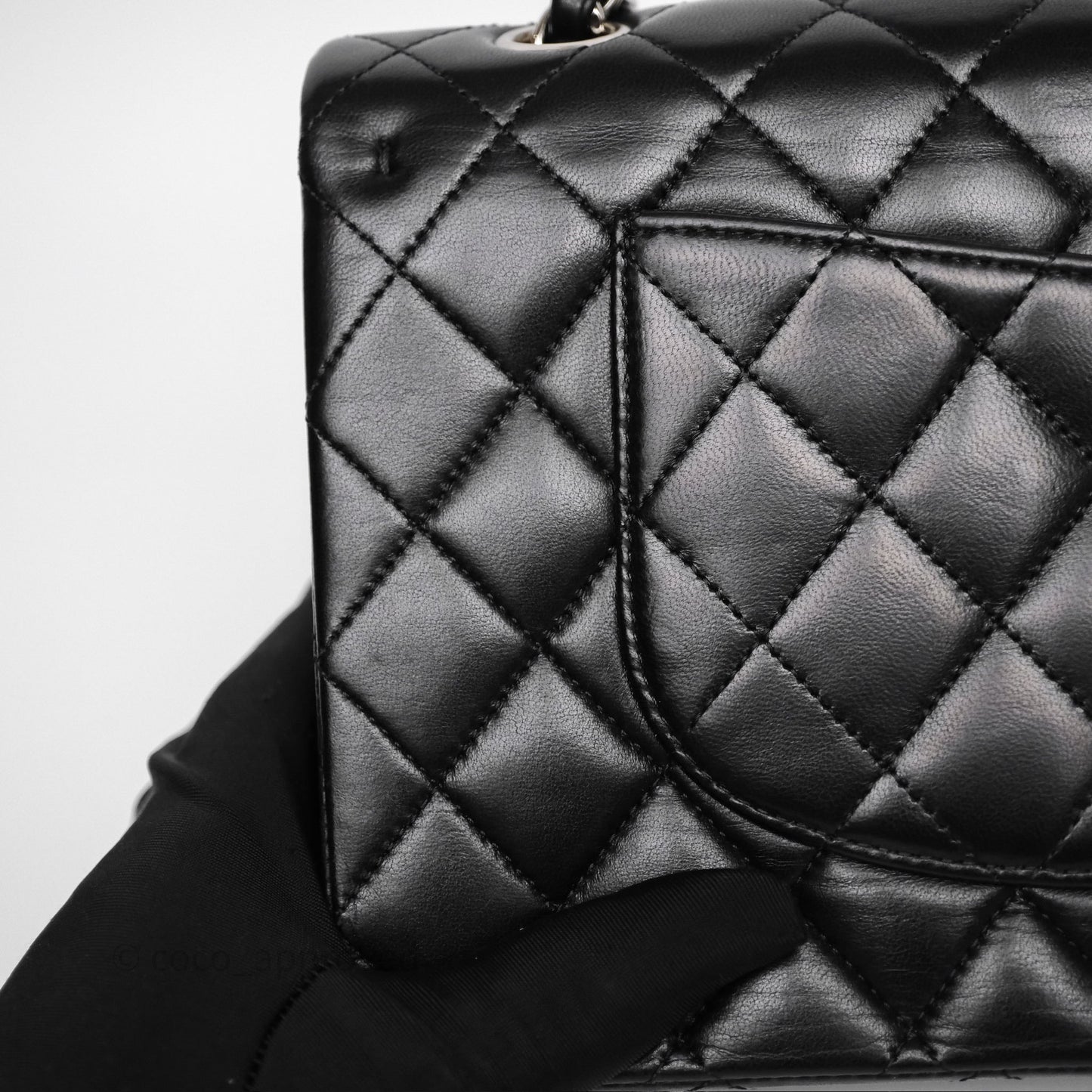Chanel Classic M/L Medium Flap Quilted Black Lambskin Silver Hardware
