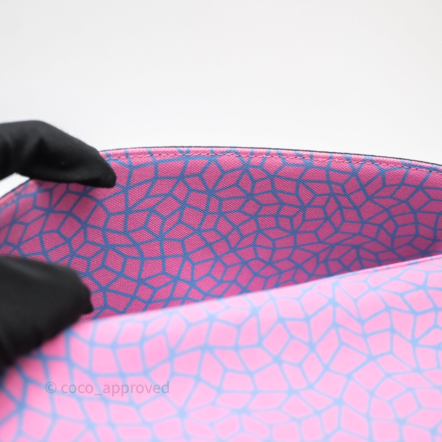Louis Vuitton X Yayoi Kusama Pochette Felicie in Monogram Pumpkins