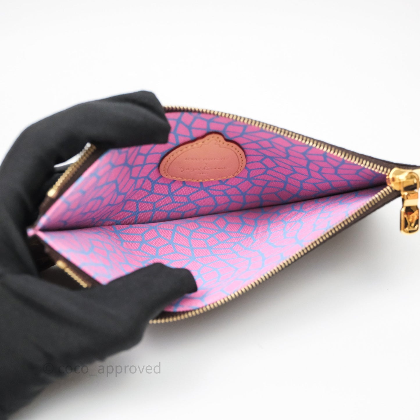 Louis Vuitton X Yayoi Kusama Pochette Felicie in Monogram Pumpkins