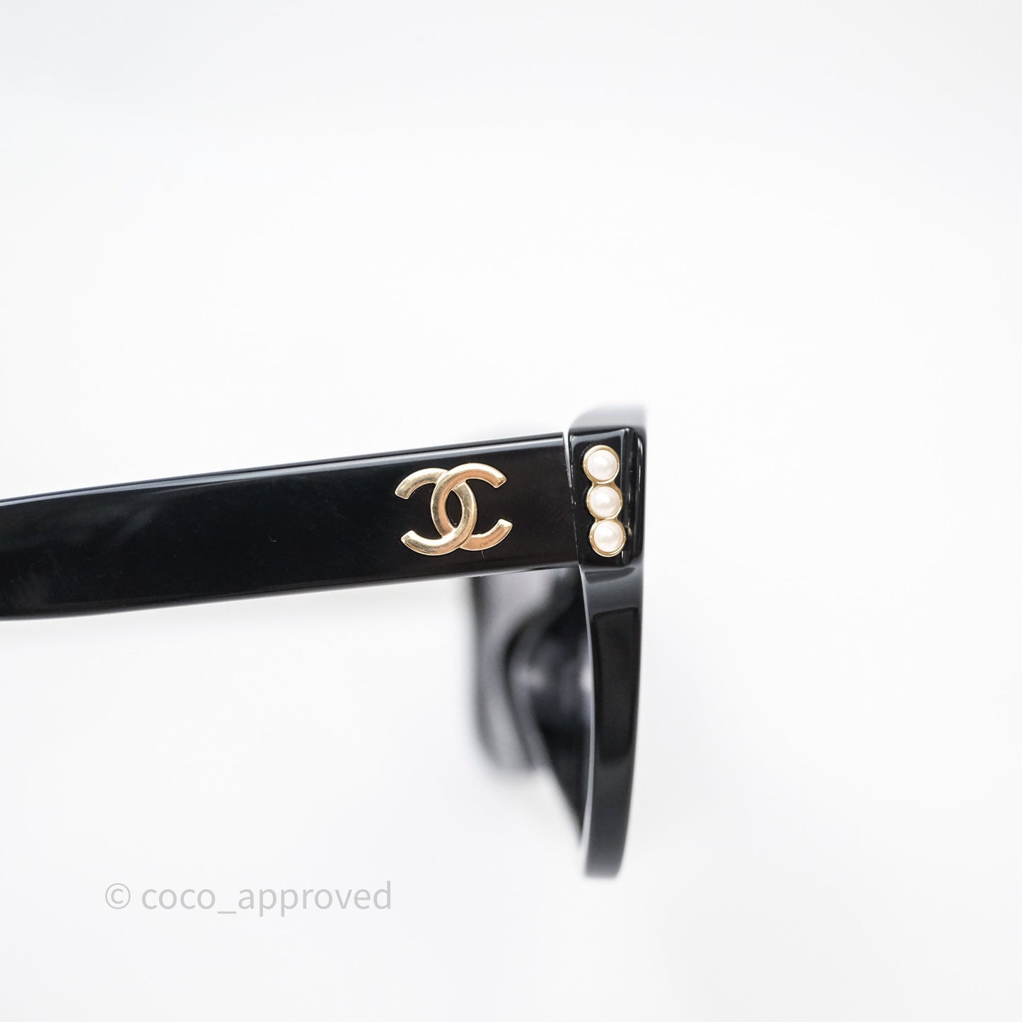 Chanel CC Pearl Sunglasses Black