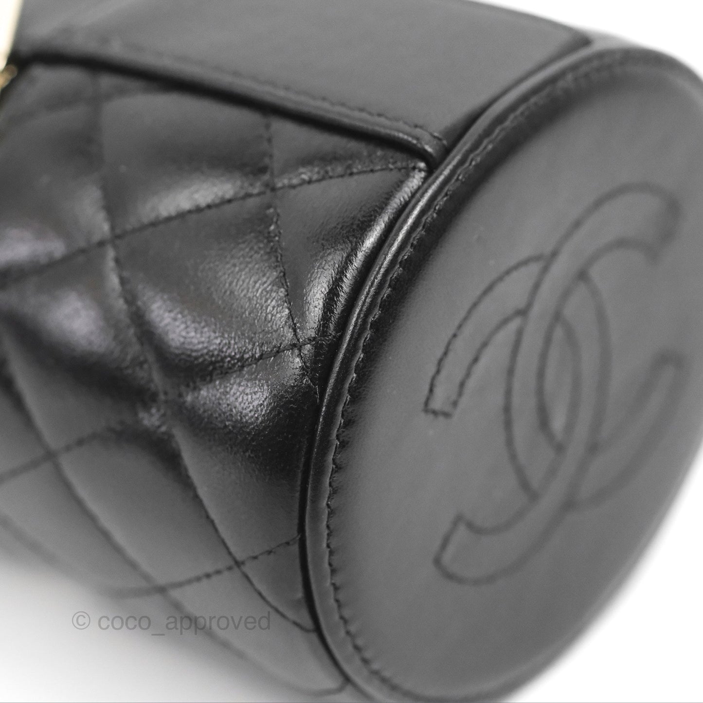 Chanel Mini Top Handle Vanity Case Black Shiny Lambskin Gold Hardware 22S