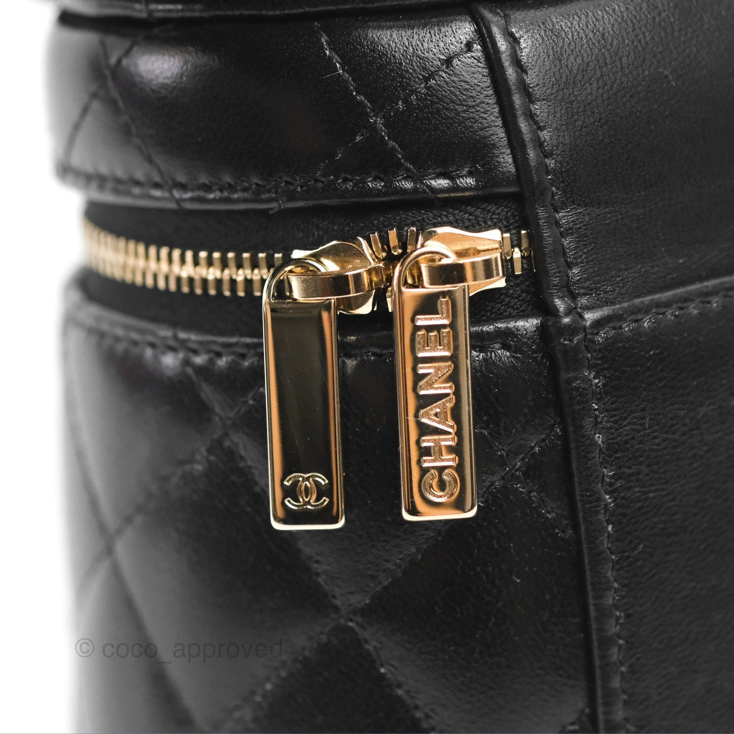 Chanel Mini Top Handle Vanity Case Black Shiny Lambskin Gold Hardware 22S