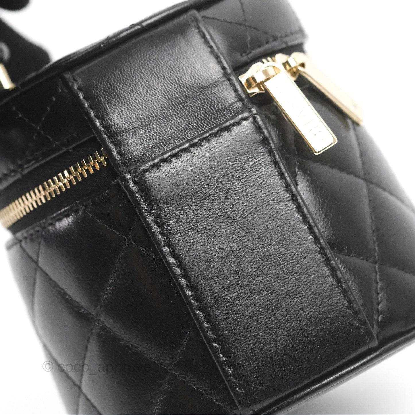 Chanel Mini Top Handle Vanity Case Black Shiny Lambskin Gold Hardware 22S