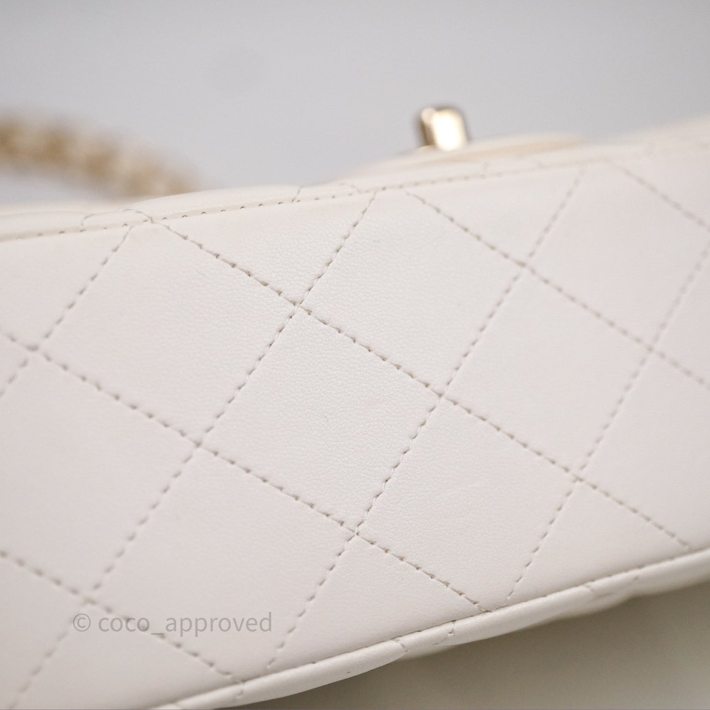 Chanel Classic M/L Medium Flap Quilted Ivory White Lambskin Gold Hardware