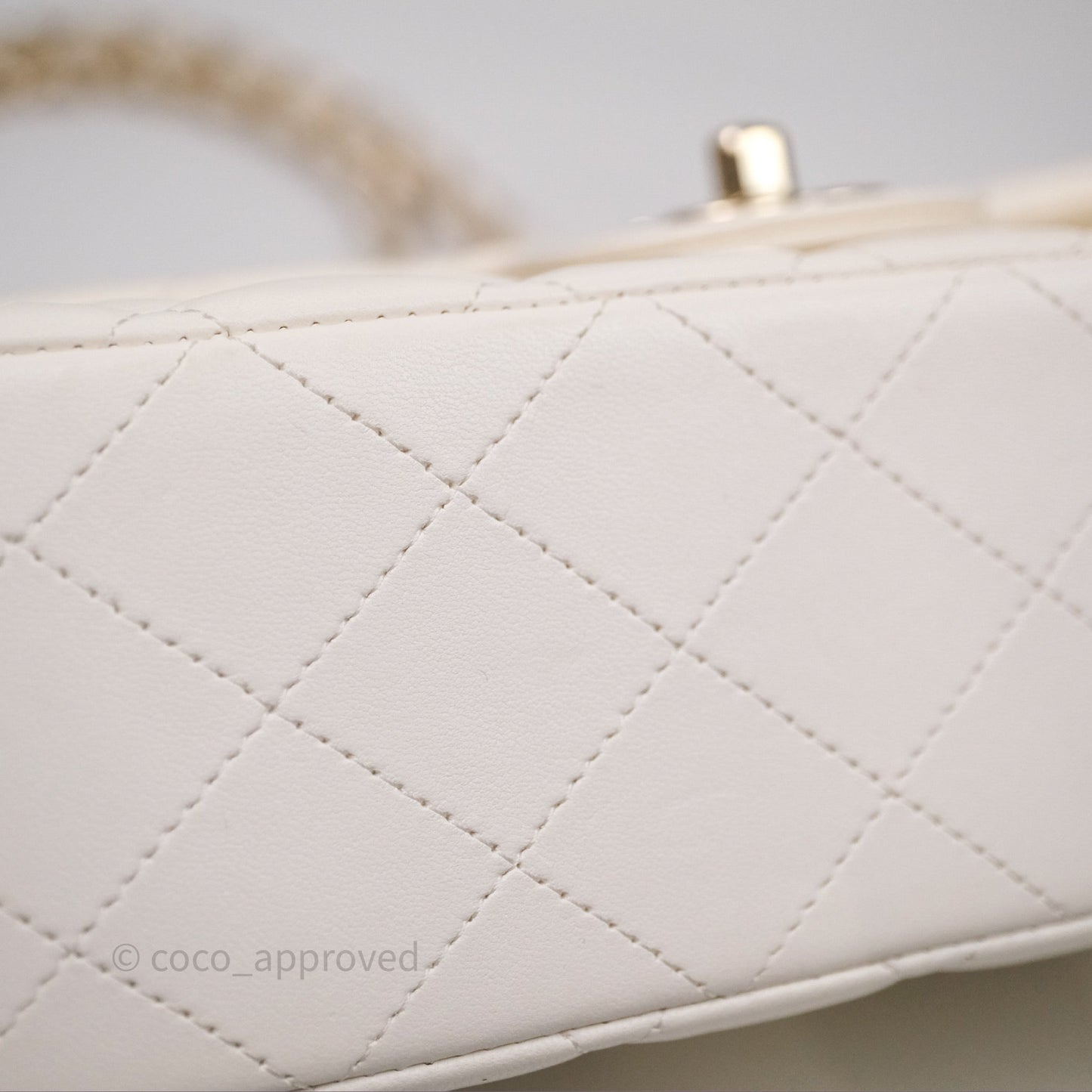 Chanel Classic M/L Medium Flap Quilted Ivory White Lambskin Gold Hardware