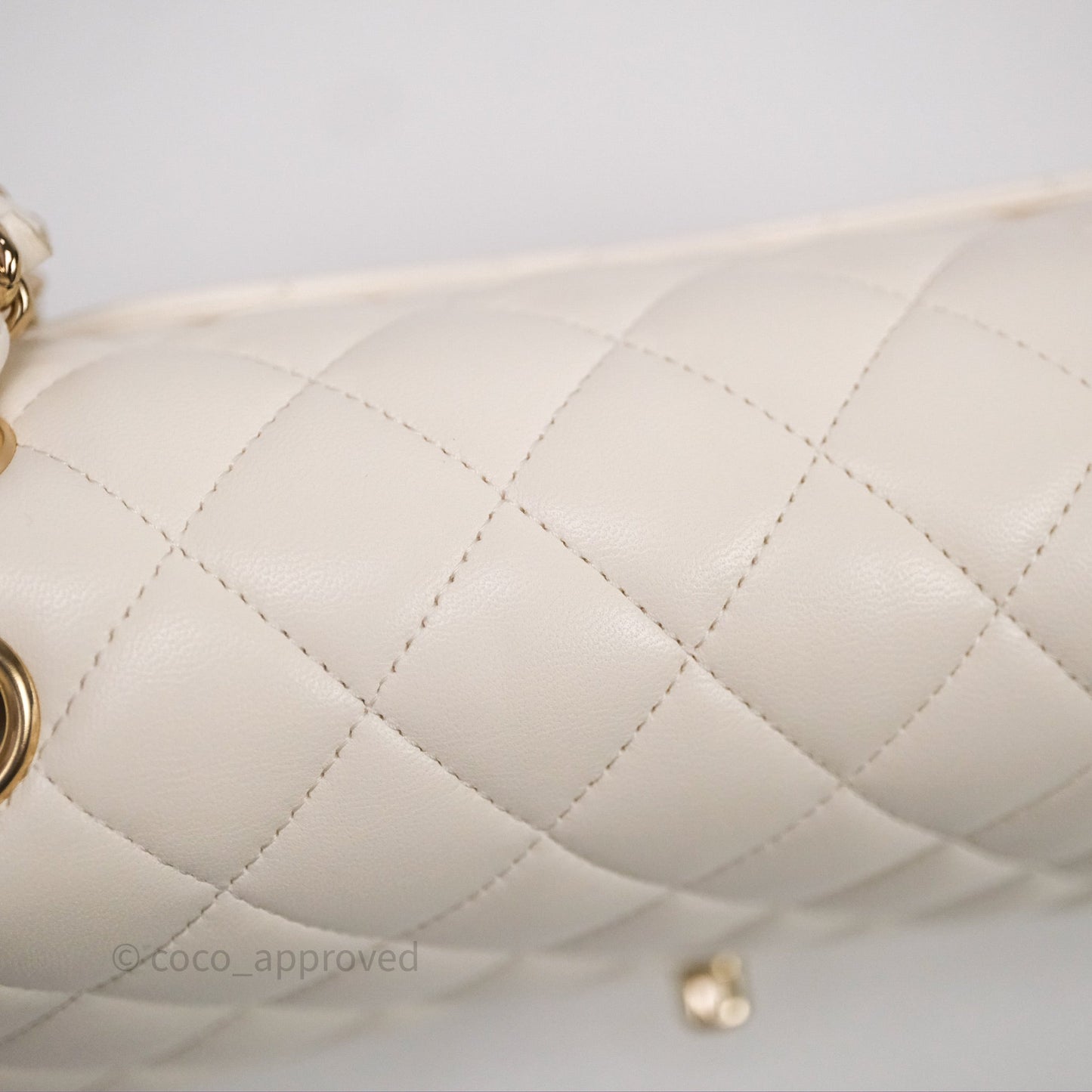 Chanel Classic M/L Medium Flap Quilted Ivory White Lambskin Gold Hardware