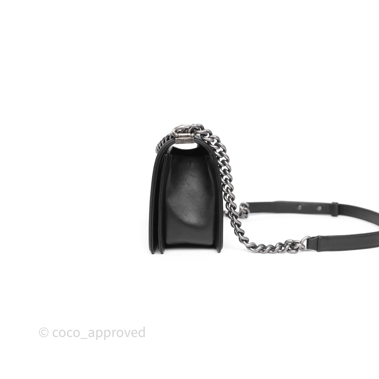 Chanel Quilted Medium Boy Black Calfskin Ruthenium Hardware