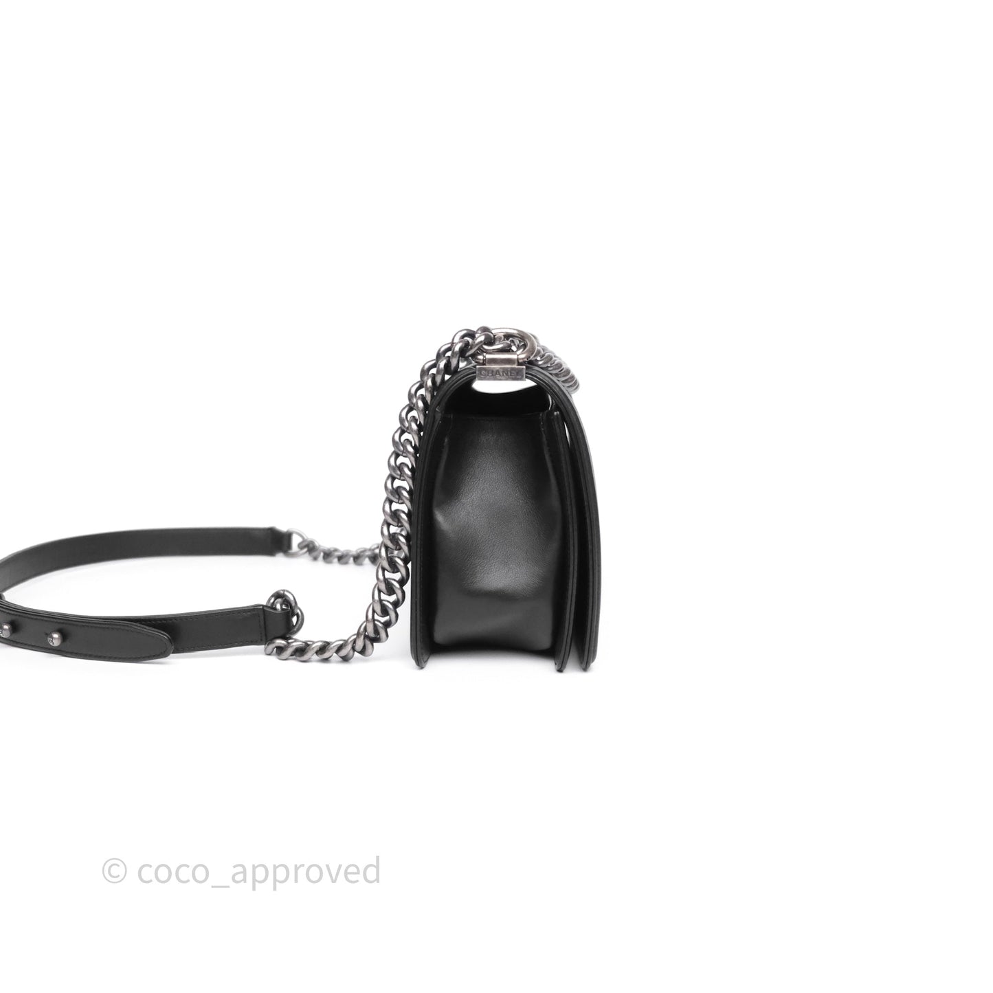 Chanel Quilted Medium Boy Black Calfskin Ruthenium Hardware